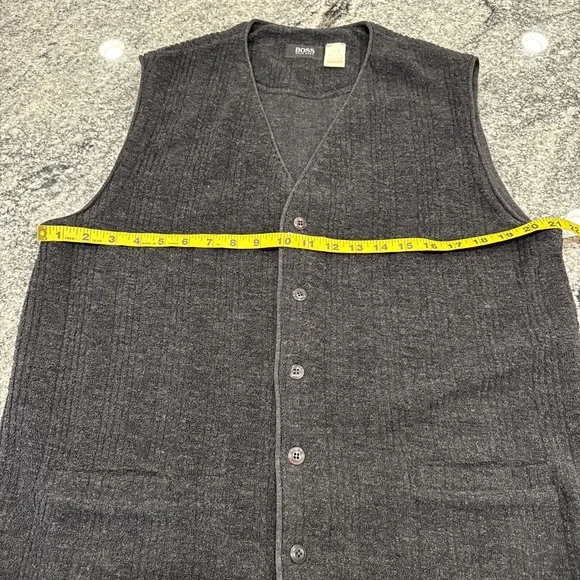 Hugo BOSS Wool Blend Vicunia Button Cardigan Sweater Vest Sz XL Black